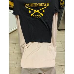 Black Hawk Style T-shirt Independence 1776 Muskets T-shirt Size Medium